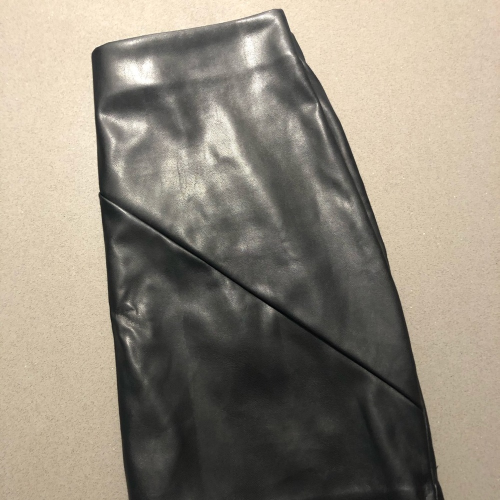 Leather skirt